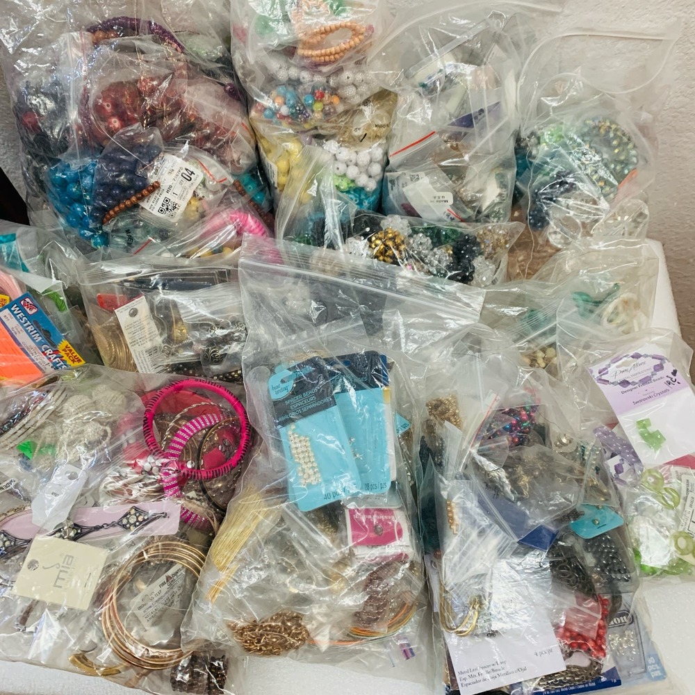 Charms Rise Stone Rock Assorted Jewelry Making 29 lb